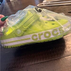 Crocs Bayaband Lime Punch & White 
Adult Size M6/W8. *Rare color combo*